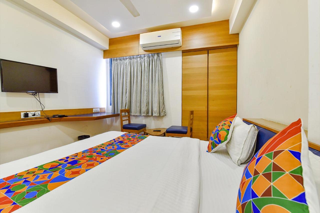 Fabhotel Prime Grand Unity, Changodar Ahmedabad Exterior foto
